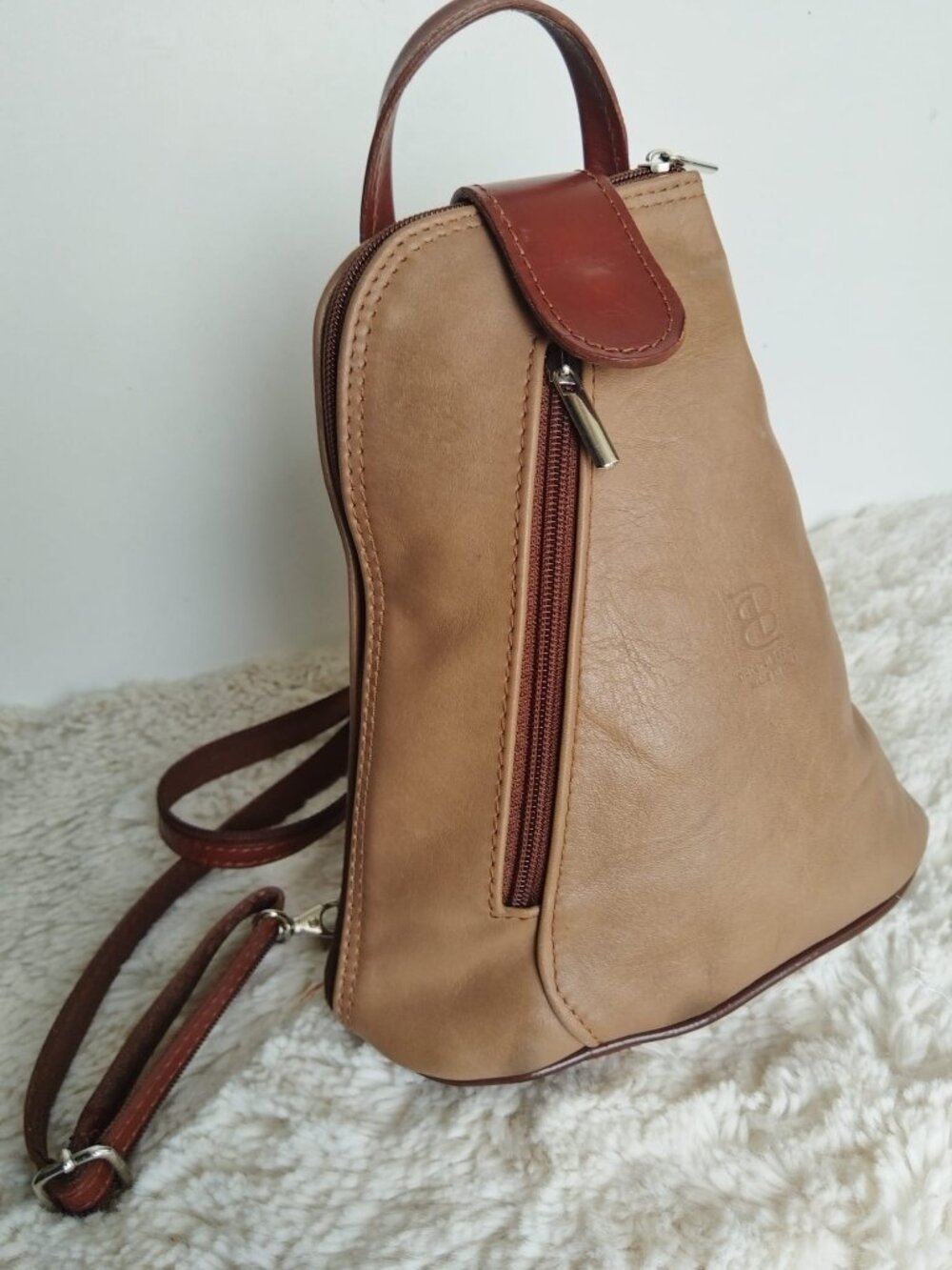 Made in Italy Genuine Leather Convertible Backpack Sling Shoulder Bag Colorblock